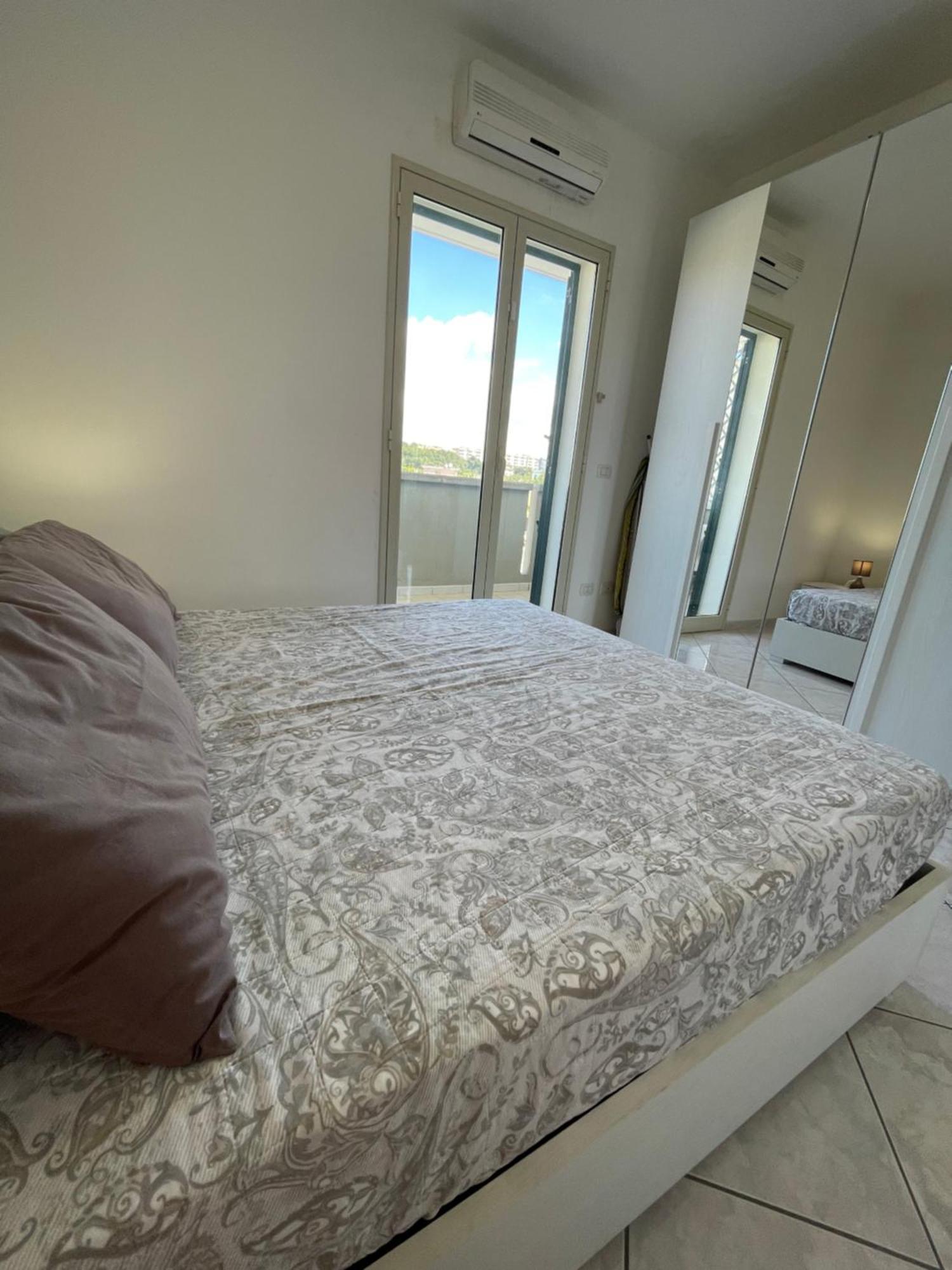 House Nereide, Lovely Apartment Sea View Gallipoli Exterior foto